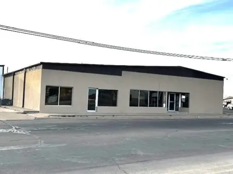 Fort Stockton Retail/Warehouse Opportunity