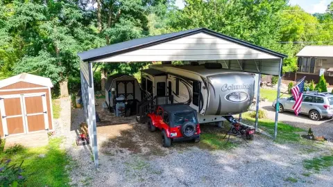 Waterfront Lot with 5th Wheel