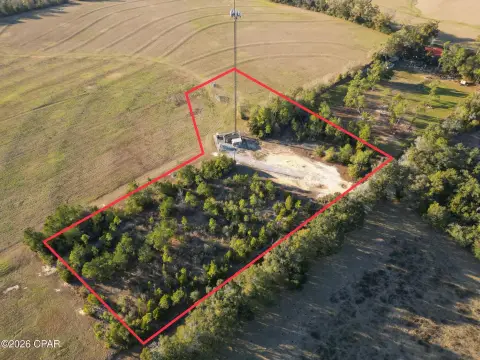 Residential Land in Chipley, FL