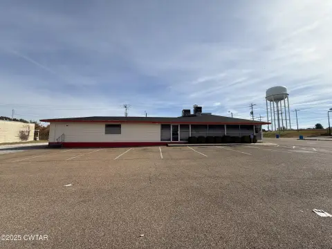 Restaurant Building with Central HVAC