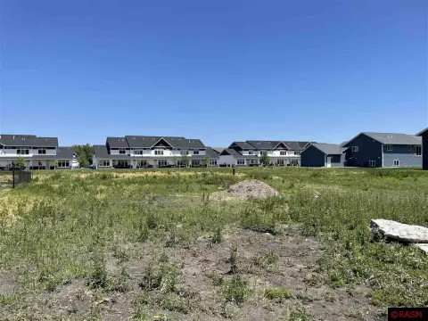 Residential Lot in Established Subdivision