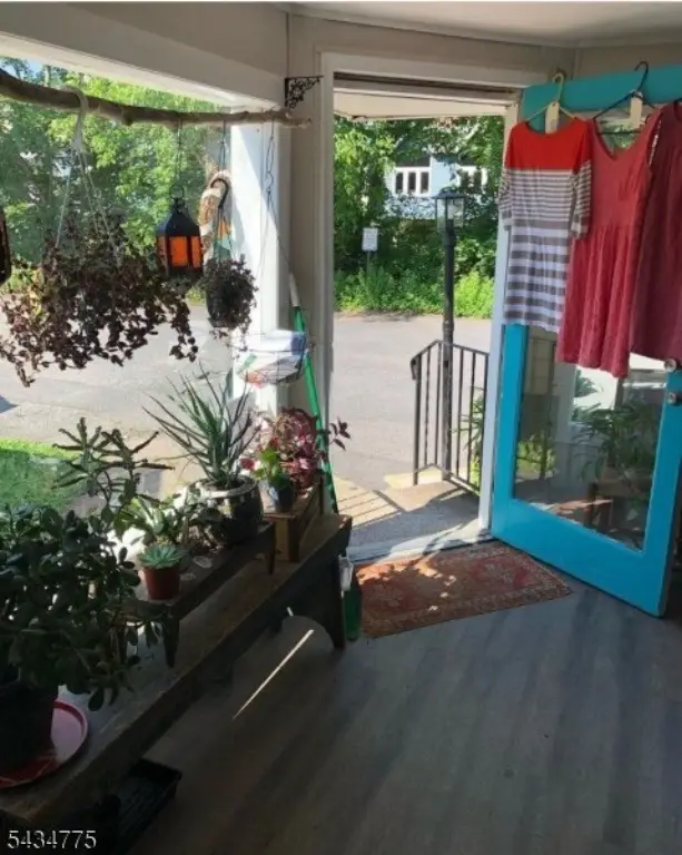 Picture 2