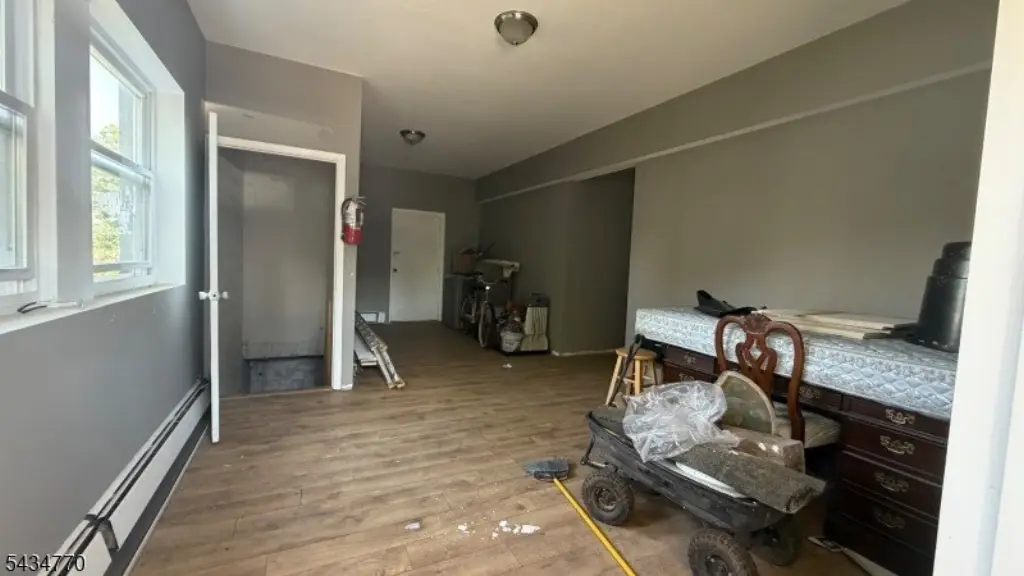 Picture 2