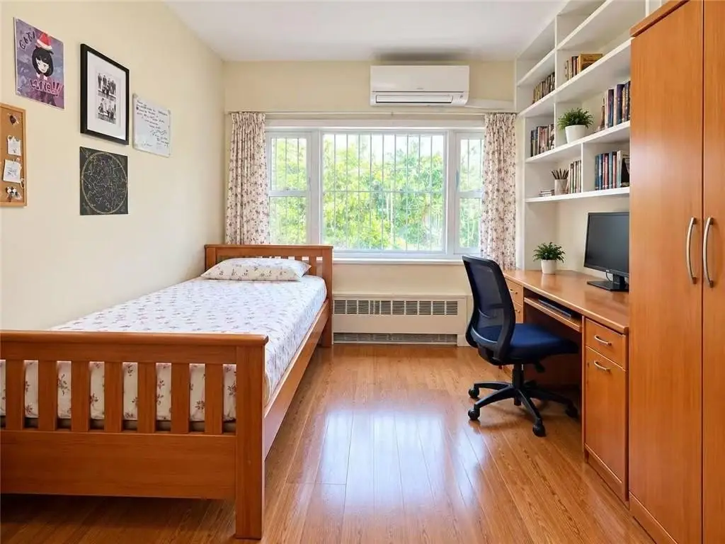 Picture 9