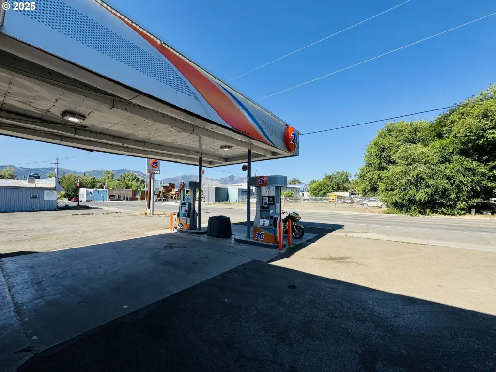 Picture 6