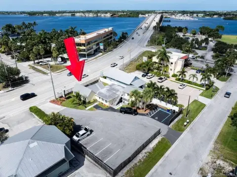 Retail Space in Palm City