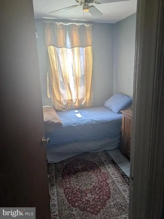 Picture 18