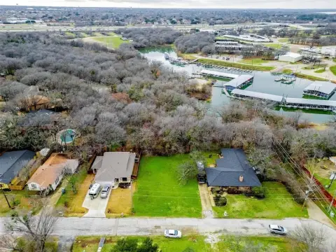 Lakeside Land in Lewisville, TX