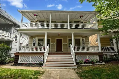 Lakewood Four-Unit Investment Opportunity