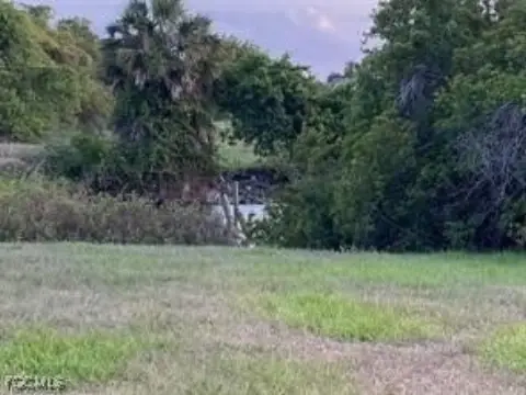 Punta Gorda Homesite in Deep Creek