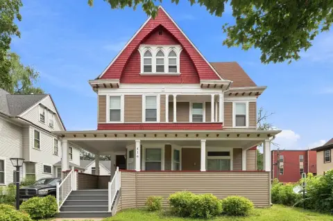 Duplex with Backyard