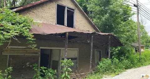 Bonnieville Acreage For Sale