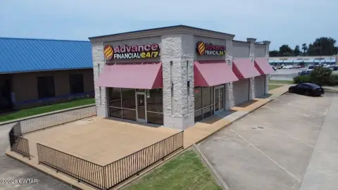 Single-Tenant NNN Retail Property