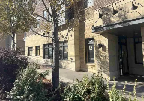 Well-Designed Office Near Downtown