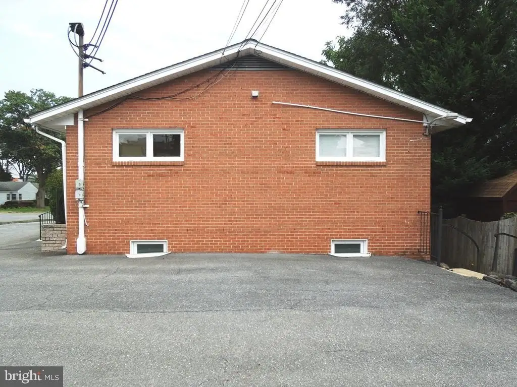 Picture 8