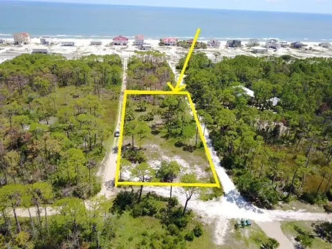 St. George Island Waterfront Land