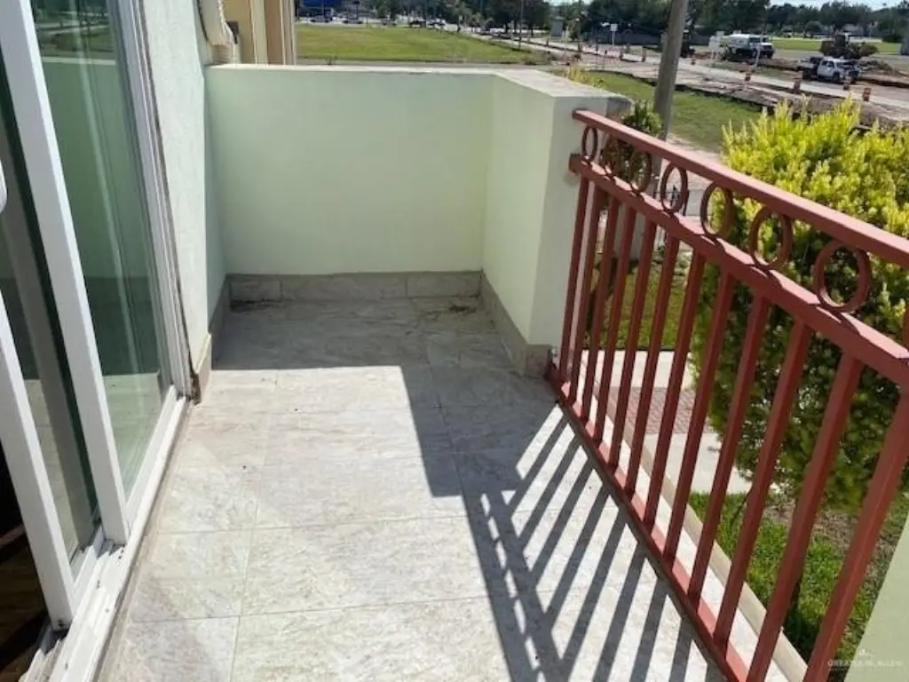 Picture 30