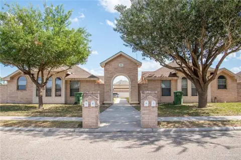 Five-Building Apartment Property