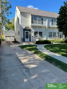 Charming Midtown Duplex Opportunity