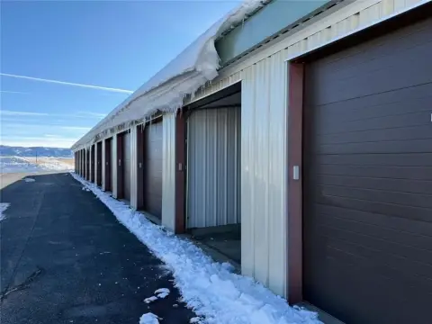 Hayden Airport Garage For Sale