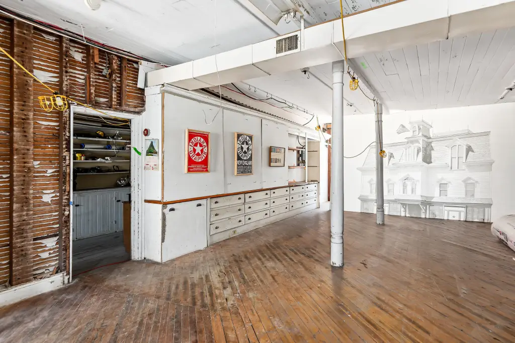 Picture 11