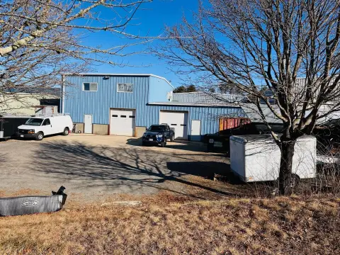 Chatham Commercial Building/Warehouse For Sale