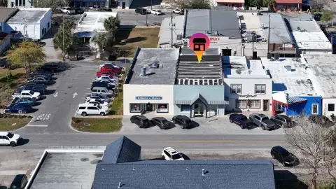 Versatile Commercial Property Near Downtown