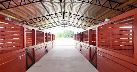 Loxahatchee Barn with Stables