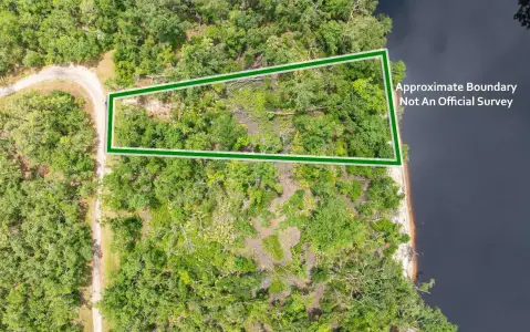 Residential Lot Near Suwannee River