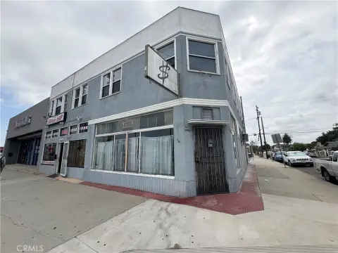 Mixed-Use Investment Opportunity in Long Beach