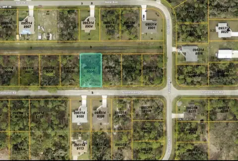Residential Land in North Port