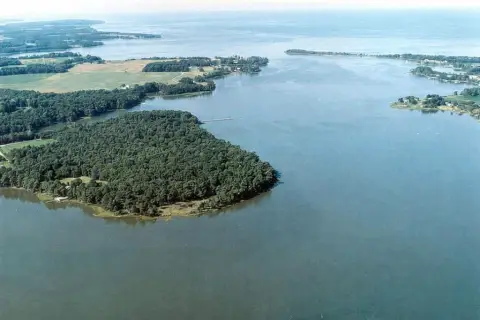 Waterfront Land on Hungars Creek