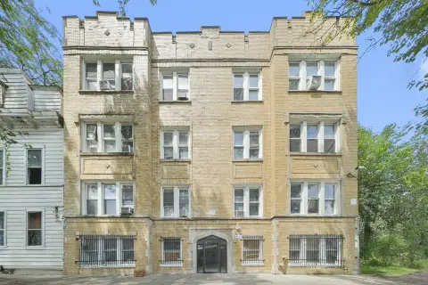 17-Unit Brick Building Investment