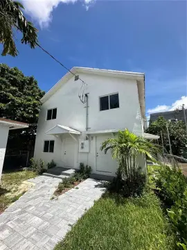 Renovated Fourplex in Miami