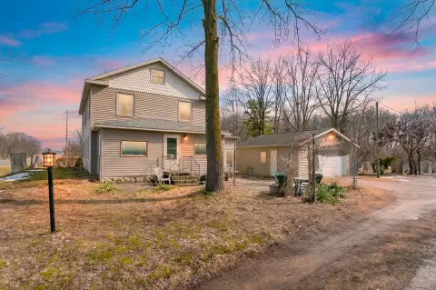 Farmhouse with Guest House on Acreage