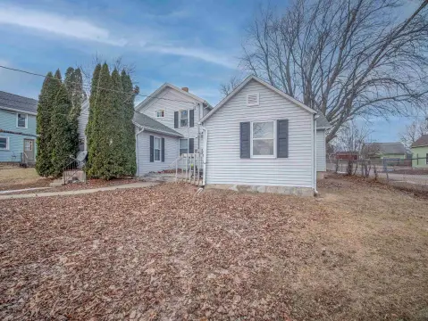 Waupun Duplex with Updated Units