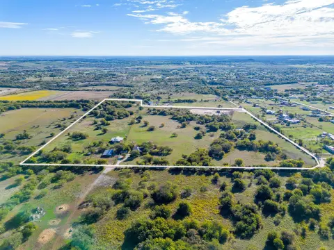 Equestrian Property with Horse Barn