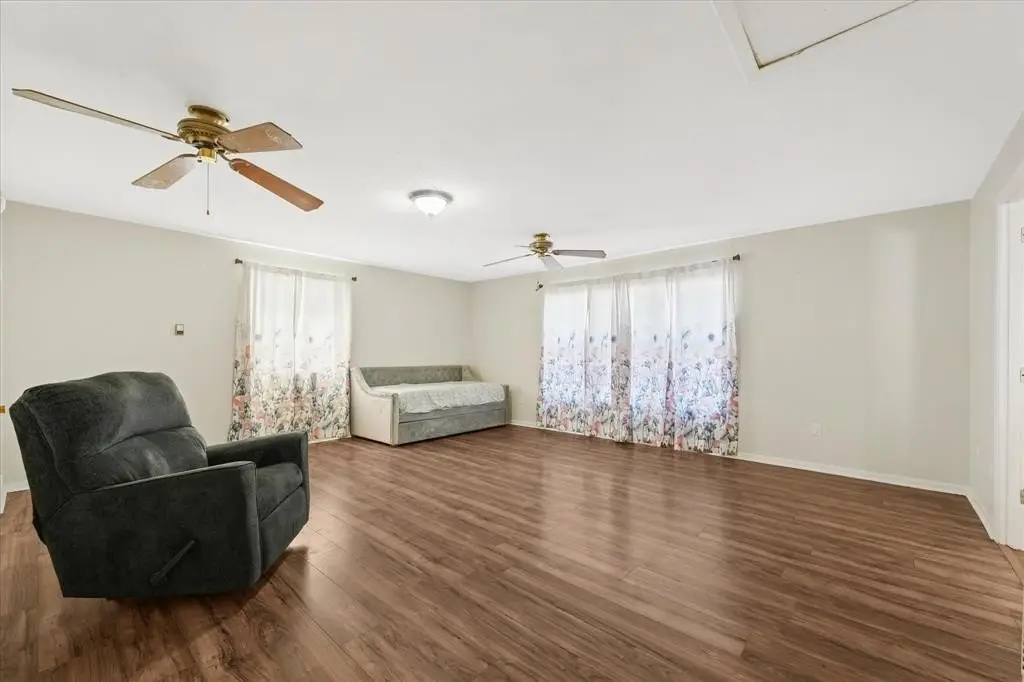 Picture 18