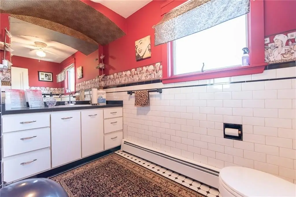 Picture 12