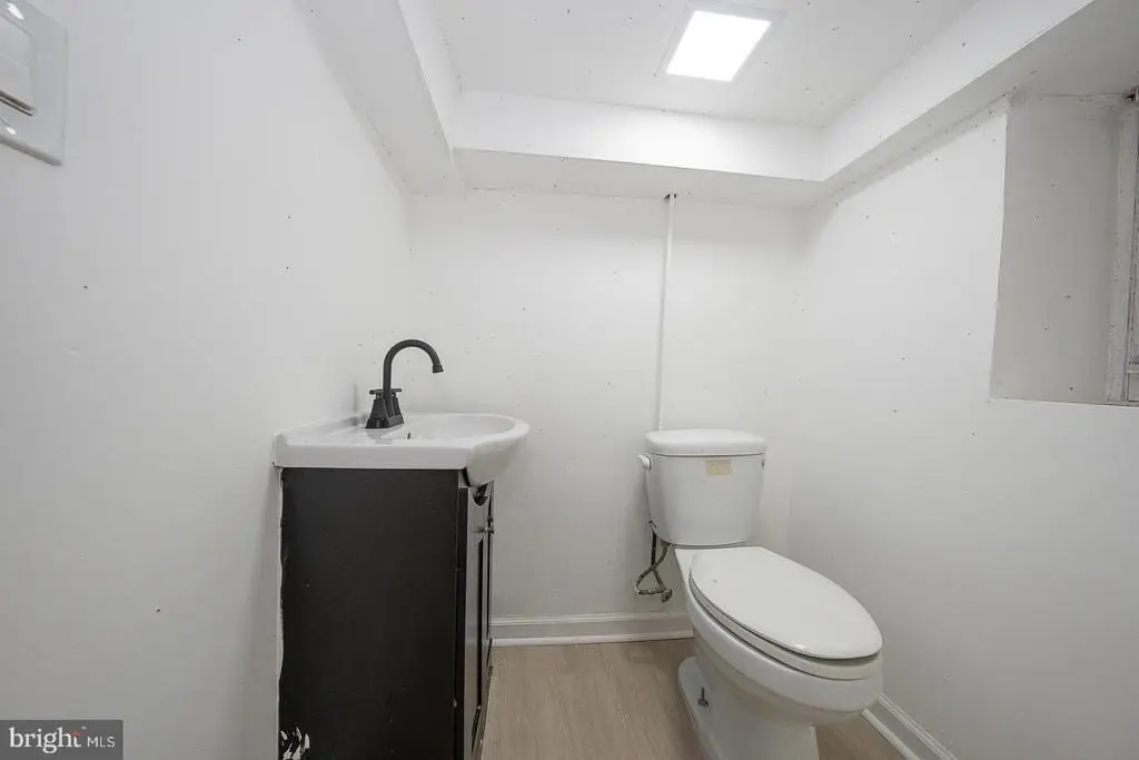Picture 37