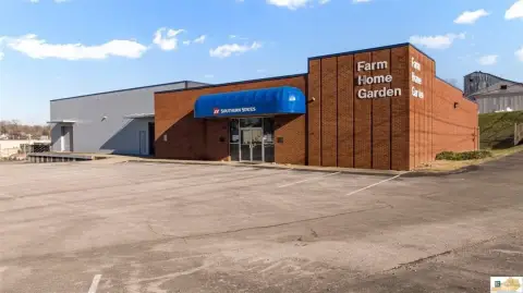 Glasgow Commercial Property with Warehouse