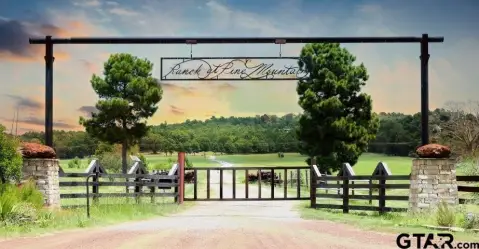 Residential Land in Montalba, Texas