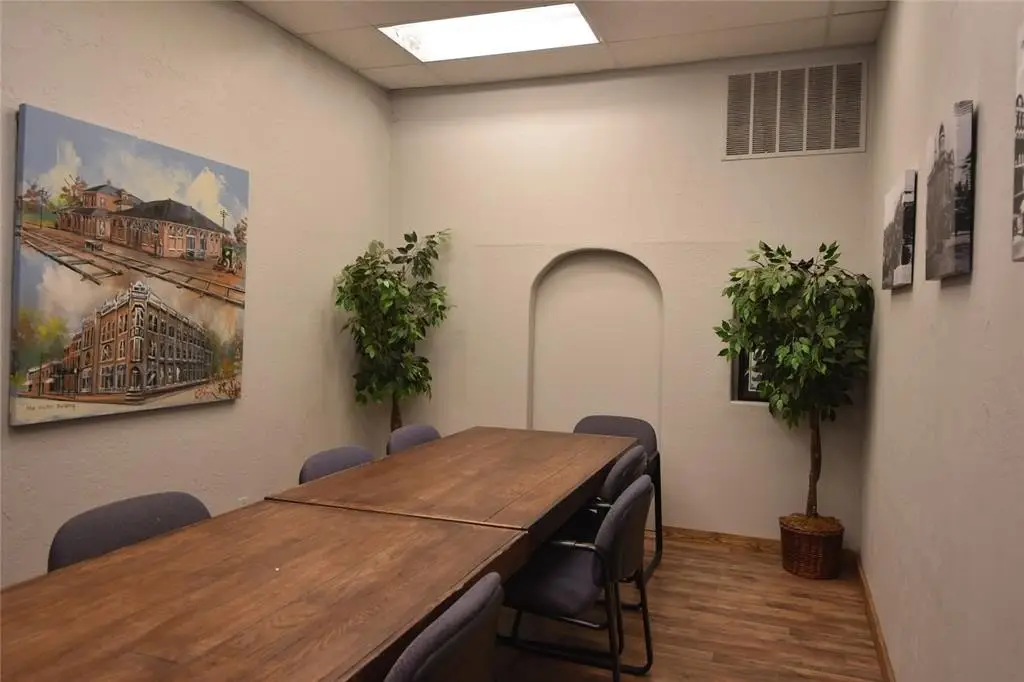 Picture 4