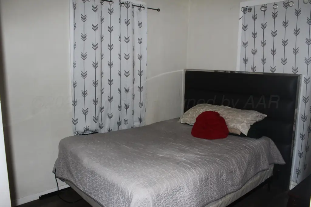Picture 7