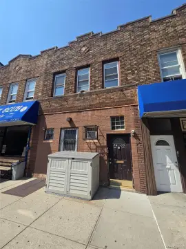 Glendale Duplex with Yard