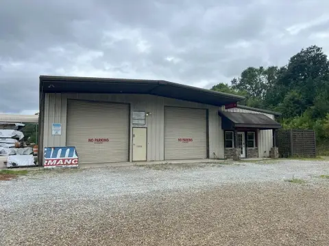 Versatile Warehouse Near Downtown Franklin
