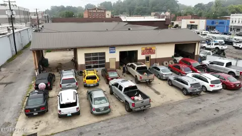 Auto Shop with Towing Fleet