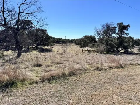 Residential Lot in Oak Point