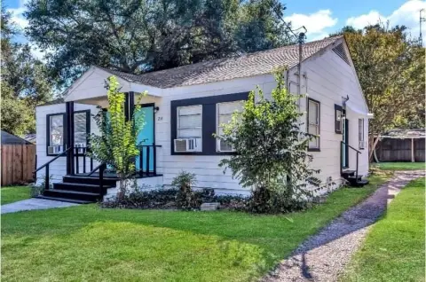 Leased Investment Property in Corsicana