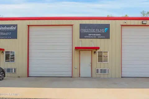 Broussard Retail Space For Lease